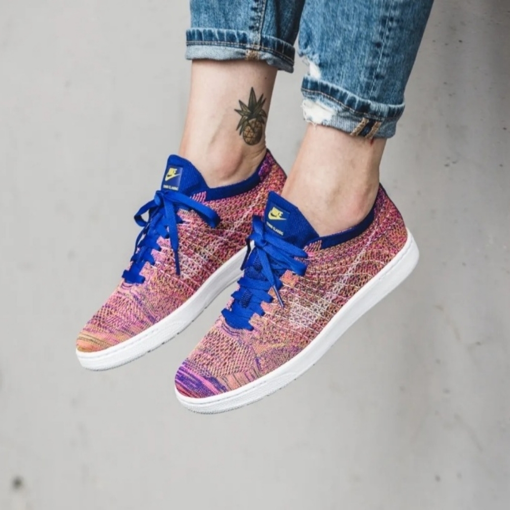 Nike Multicolor Athletic Shoes with Blue Accents